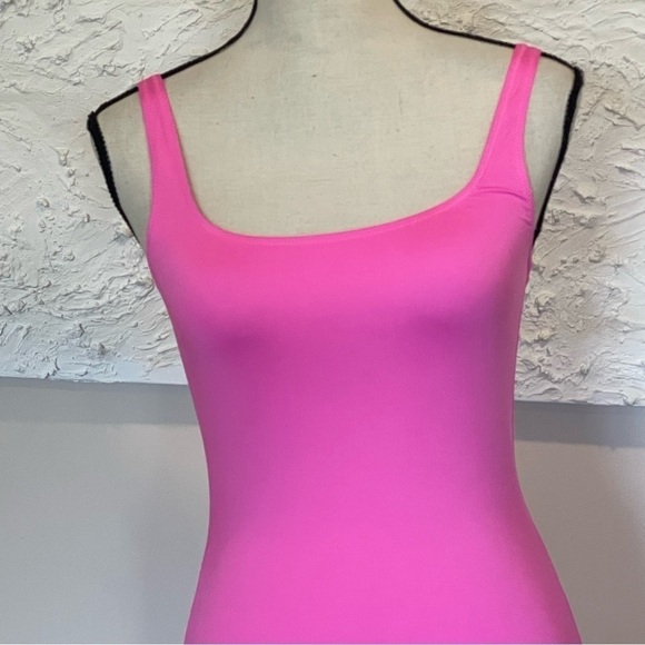 Skims SWIM TANK DRESS in TAFFY Pink size M (SW DRS 0005) LIMITED EDITION NWT - Picture 6 of 10